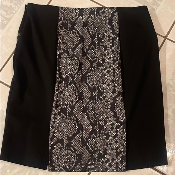 Michael Kors Black and Gray Mini Pencil Skirt - Picture 5 of 5